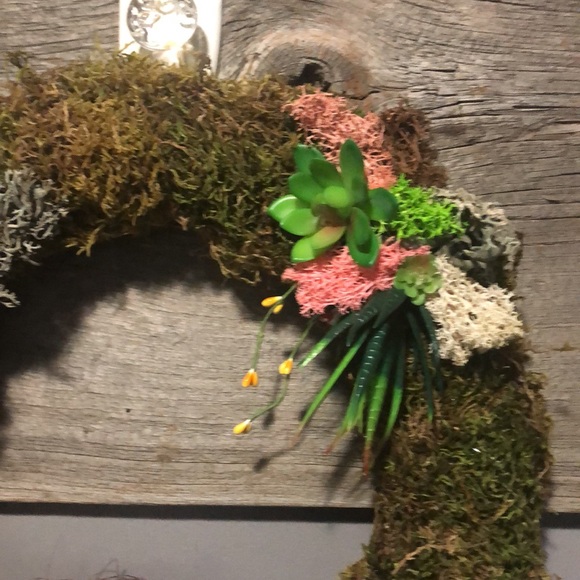 🍄NEW Spring/Summer Handmade Moss Bird, succulent Cottagecore Wreath🍄 - Picture 3 of 9